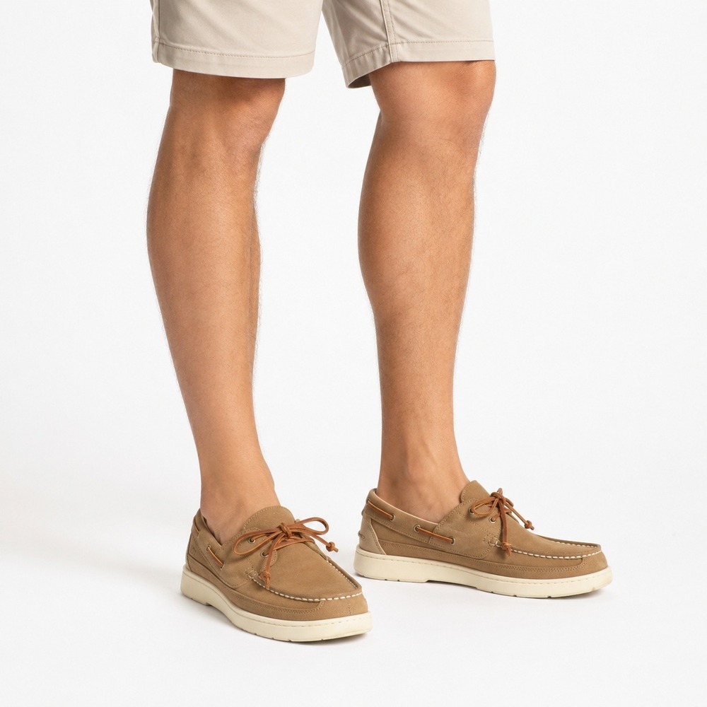 UGG Beach Moc Boat Shoes Mens 9 Tan Leather Treadlite 1101501 Casual